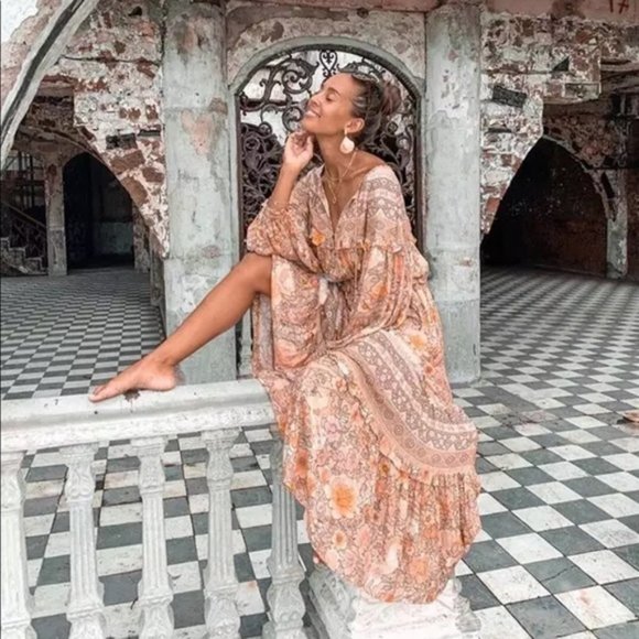 Long Sleeve Boho Floral Gypsy Print Maxi Dress - Picture 4 of 15